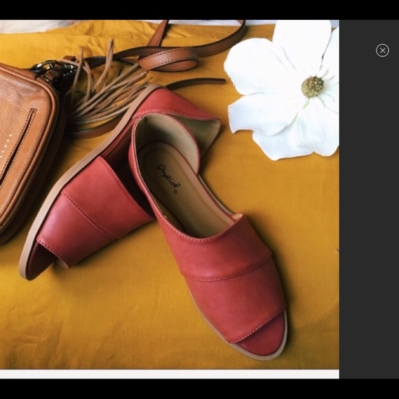 QUPID RED SANDLES - Picture 6 of 7